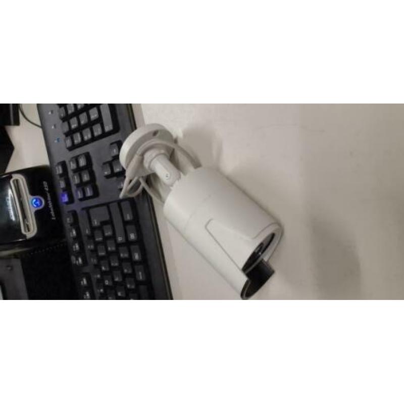 HD Recorder + 4 HD Camera's (Day/night surveillance) CCTV