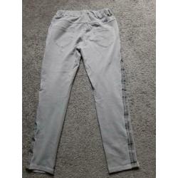 Taupe joggingbroek maat m