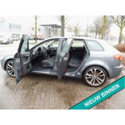 Audi A3 Sportback 1.6 FSI Ambition nw model,motor vervangen