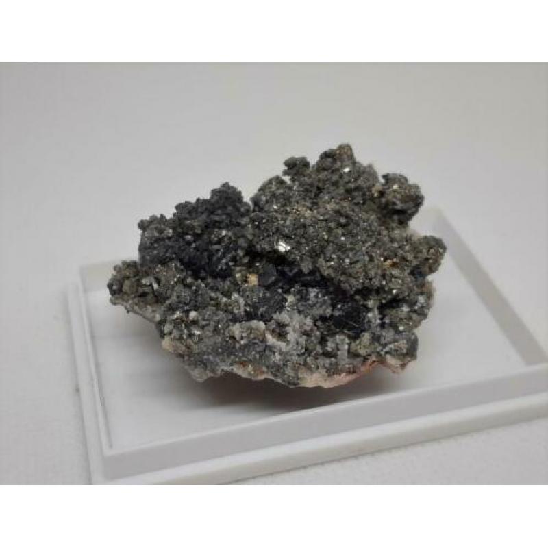Pyriet, Tetrahedriet, Kwarts - Cavnic Mine, Roemenië
