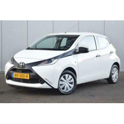 Toyota Aygo 1.0 VVT-i x-fun Elek Ramen Airco Radio BT Led Da