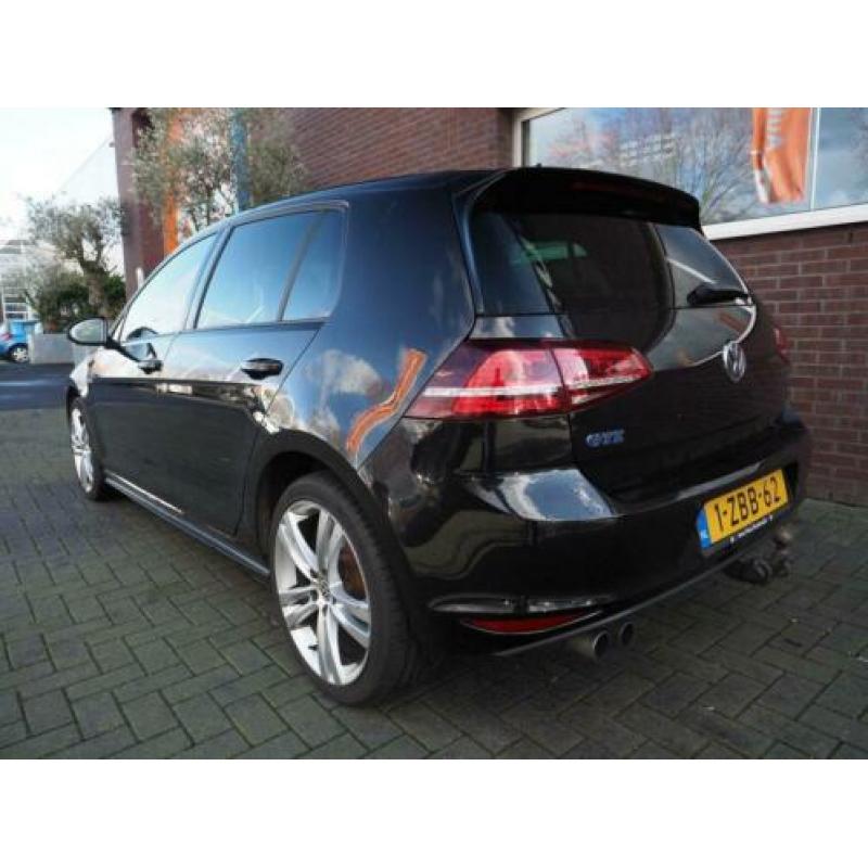 Volkswagen Golf 1.4 TSI GTE LED Pano Standkachel Navi EX BTW