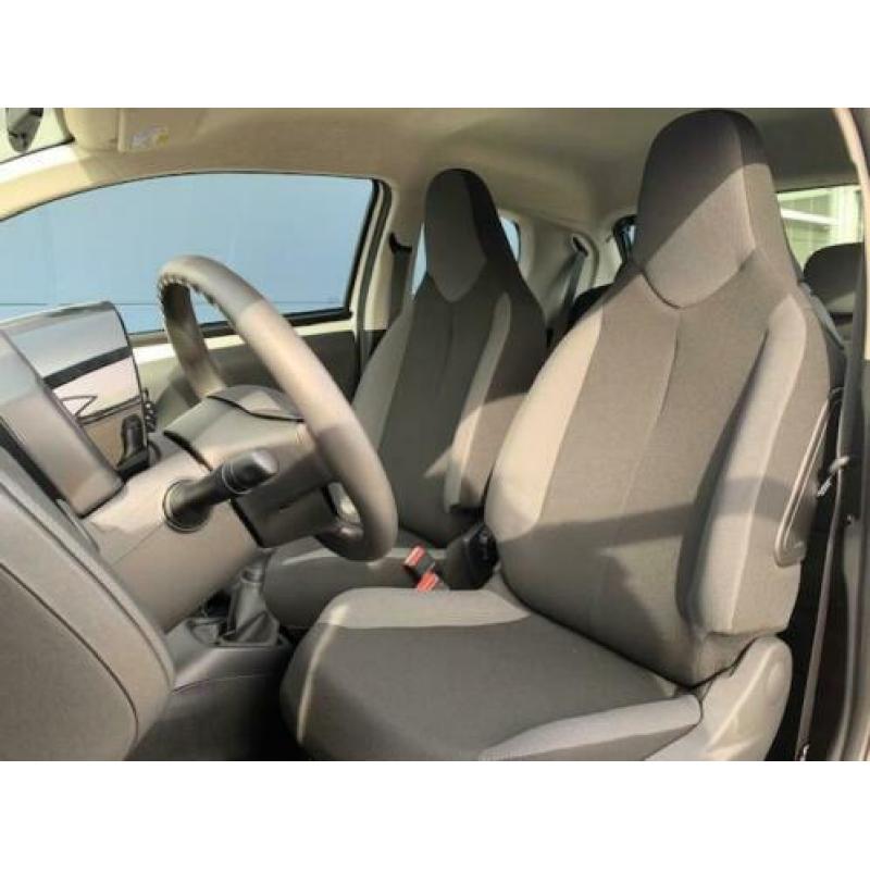 PEUGEOT 108 1.0 e-VTi 72pk 3D Access