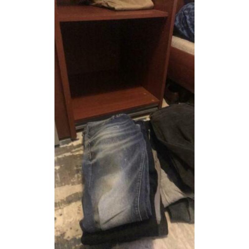 Merk broeken te koop