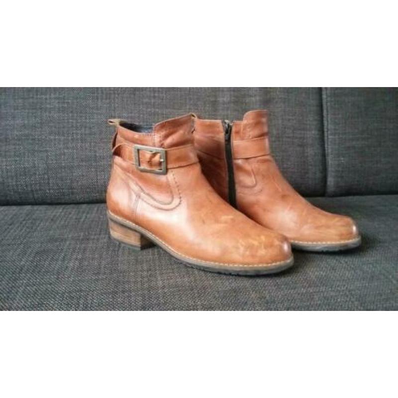 Bruine Wolky laarsjes maat 40
