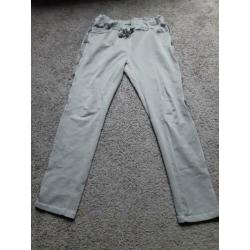 Taupe joggingbroek maat m