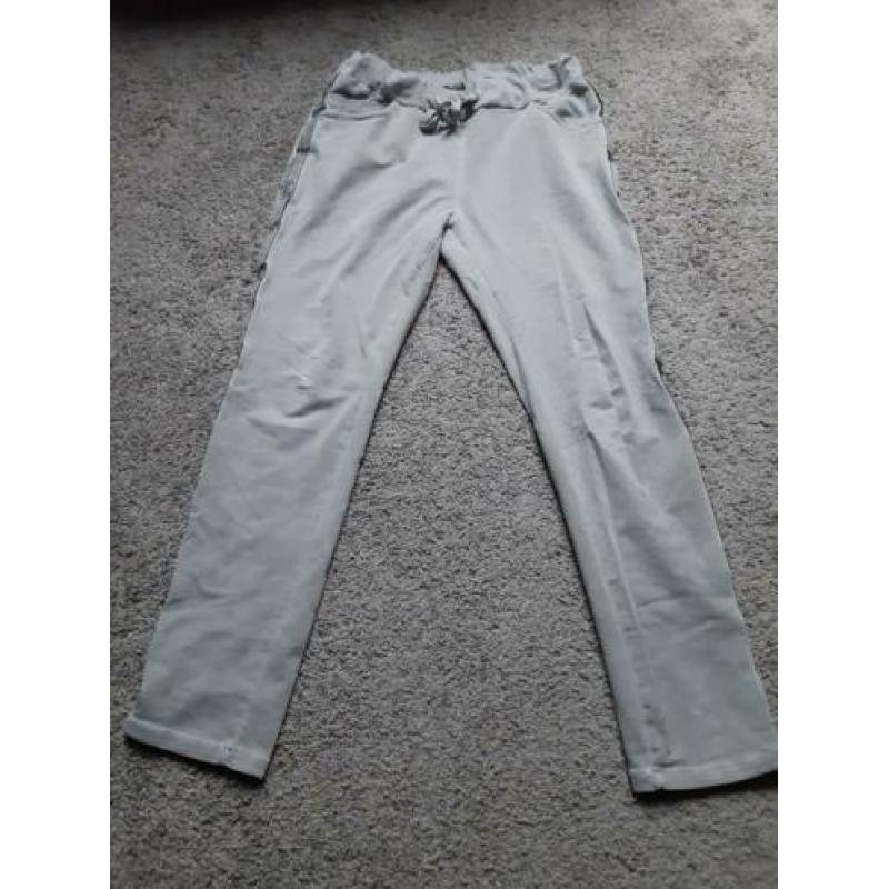 Taupe joggingbroek maat m