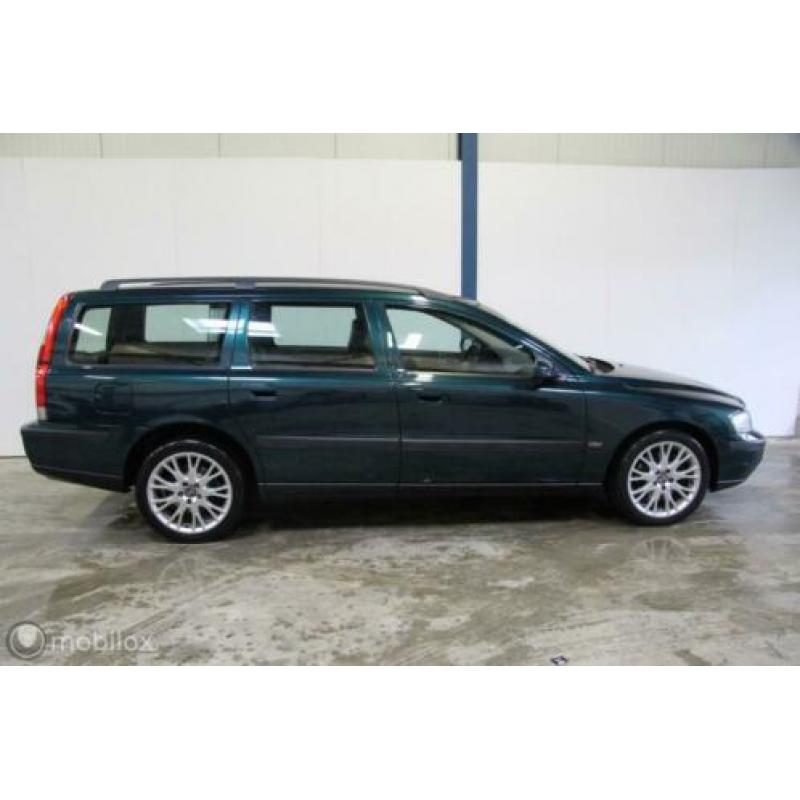 Volvo V70 2.5T Momentum
