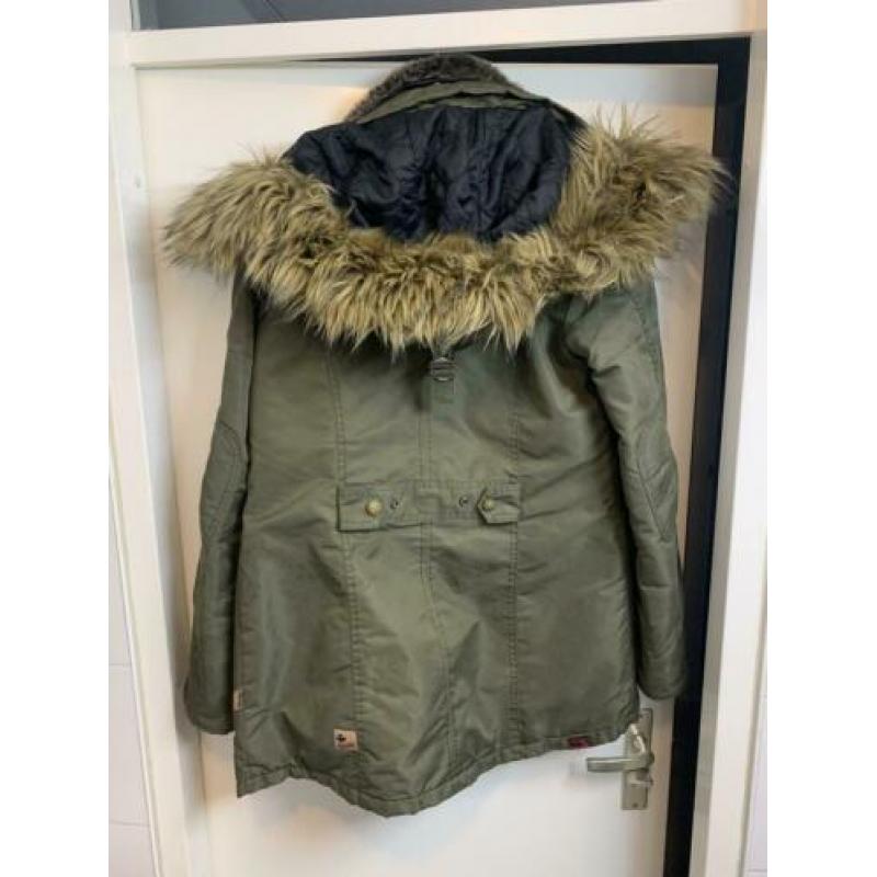 Khujo winterjas nieuw maat M