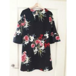 Bloemenjurk Vero Moda, maat M