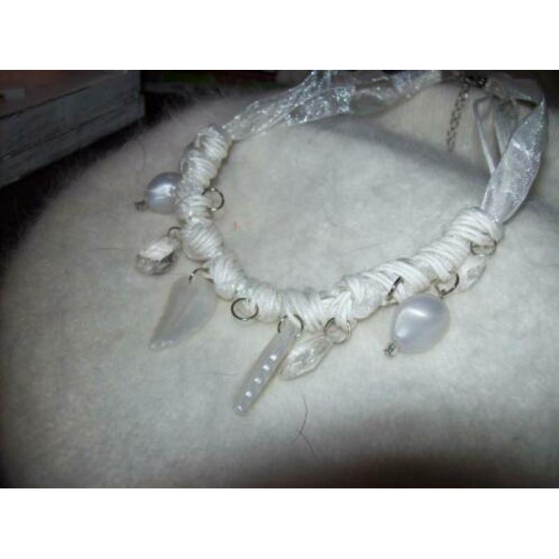 Ketting mooi Wit