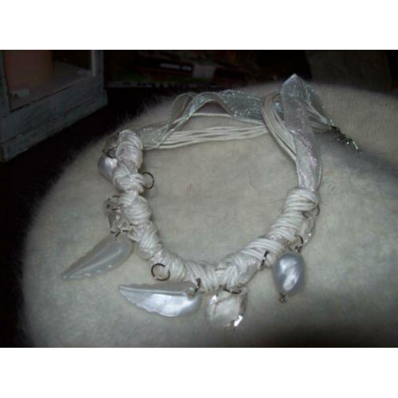 Ketting mooi Wit