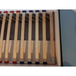 Halfhoogslaper incl. lattenbodem en matras