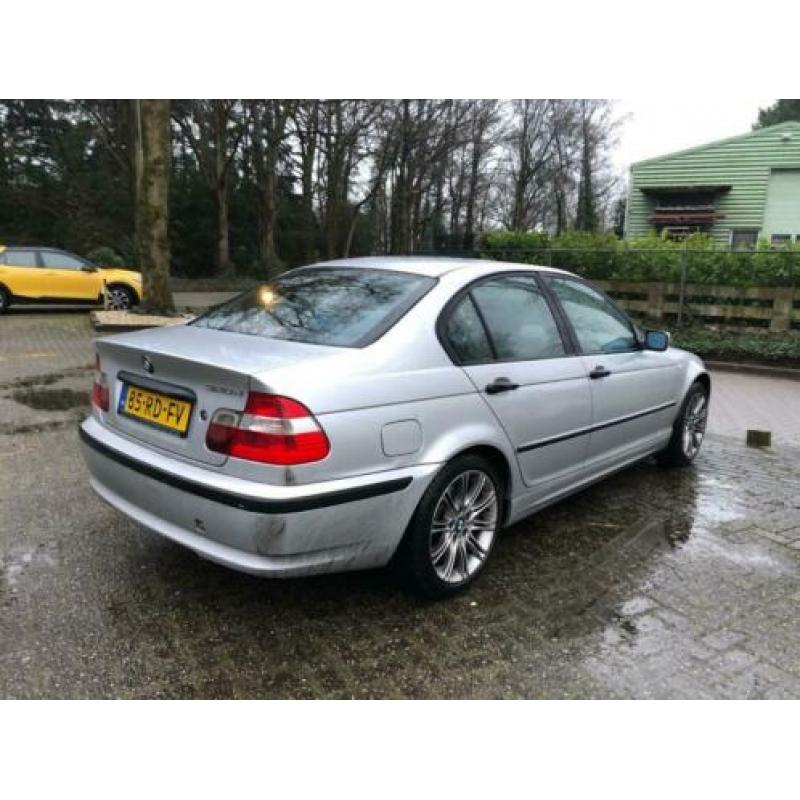 BMW 3-serie 320d Special Edition DAK/cruise/AIRCO *apk:03-20