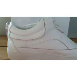 Als nieuw wit lederen sportschoen van Mason Garments m 46