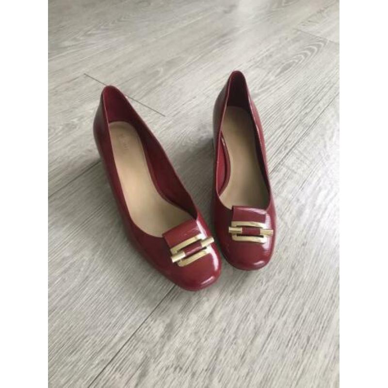 Micheal Kors pump rood maat 39