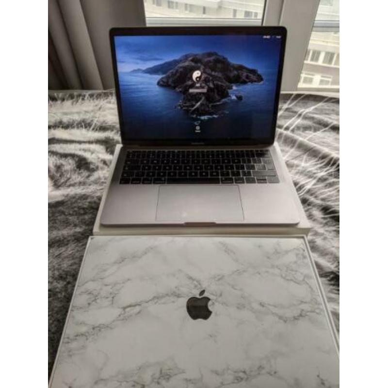 13" Macbook Pro 2016 | Space Gray Retina