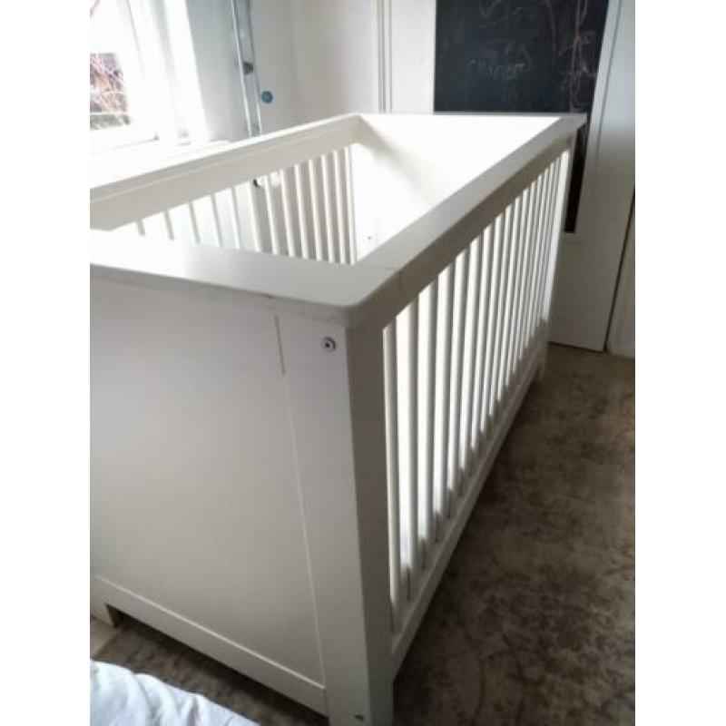 robuust ledikant met matras