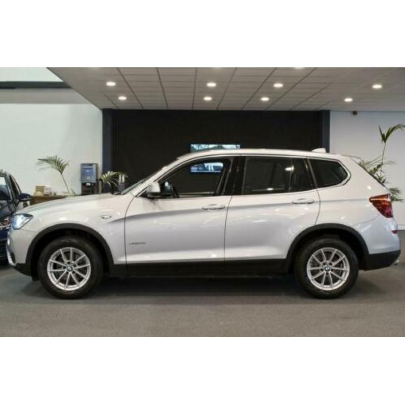 BMW X3 sDrive20i Centennial Executive | NAVI | STOELVERWARMI