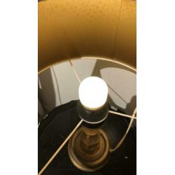 Lamp met gouden voetje