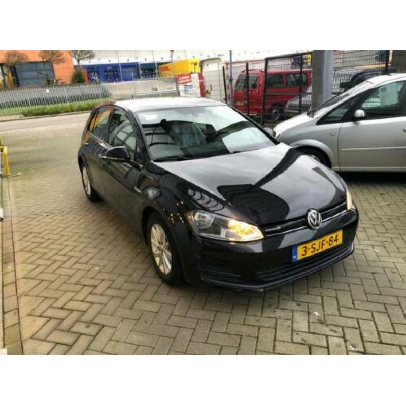 Volkswagen Golf 1.6 TDI Comfortline BlueMotion