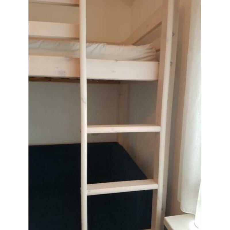 Hoogslaper blauw met buro en extra bed