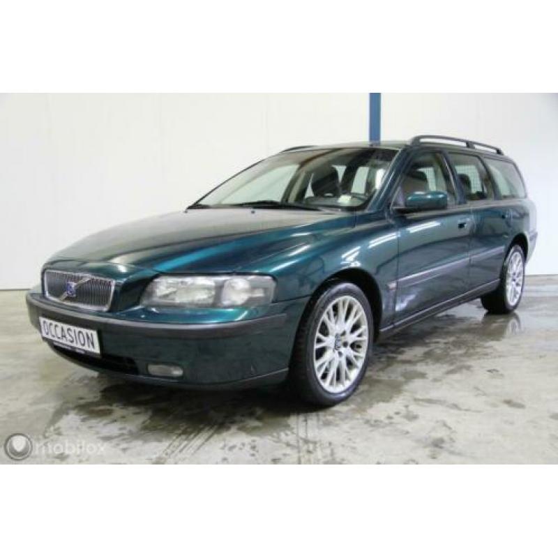 Volvo V70 2.5T Momentum