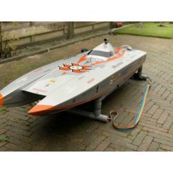 MHZ powerboat catamaran 190 cm