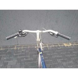 Gazelle Medeo Track & Trail Hybride herenfiets, 24 sp.