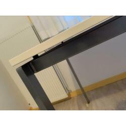 Ikea Mella tafel - wit/metaal