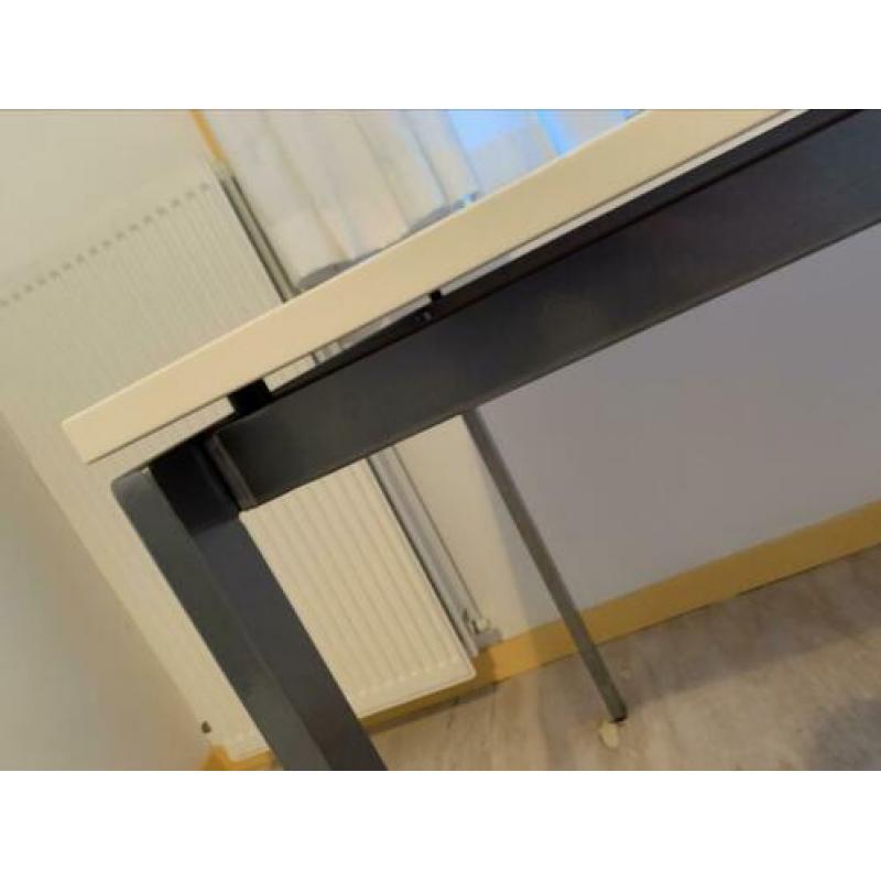 Ikea Mella tafel - wit/metaal
