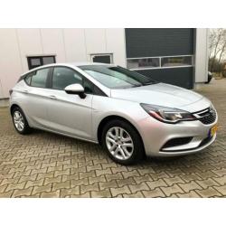 Opel ASTRA 1.6 CDTI Business+ Navigatie Origineel 327 km!