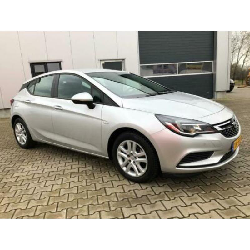 Opel ASTRA 1.6 CDTI Business+ Navigatie Origineel 327 km!