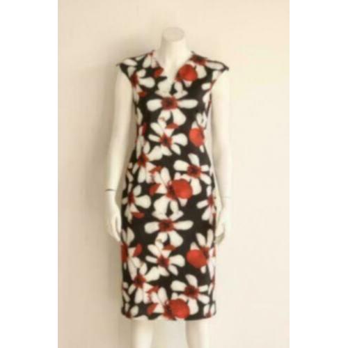 Smashed Lemon - Zwart rood gebloemde pencil dress - Mt 38