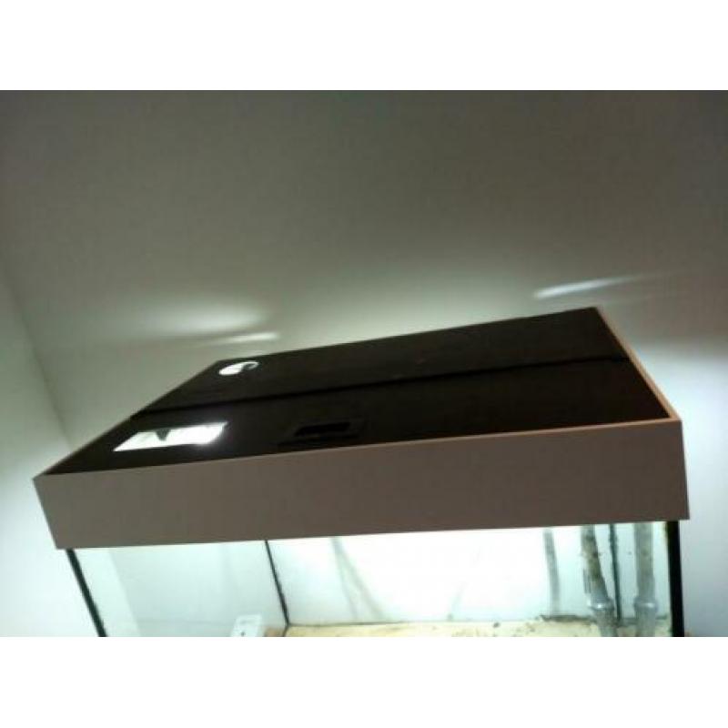 Juwel Lido 120 met externe filter.