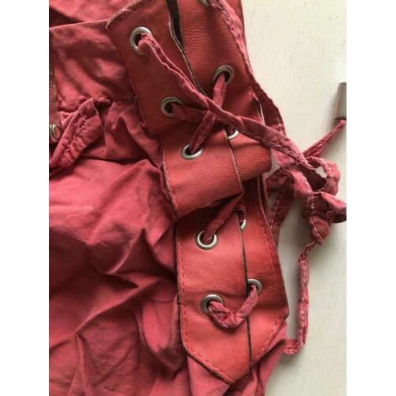 AB Soul, short, dames, koraalrood/roze, maat27/S, €10