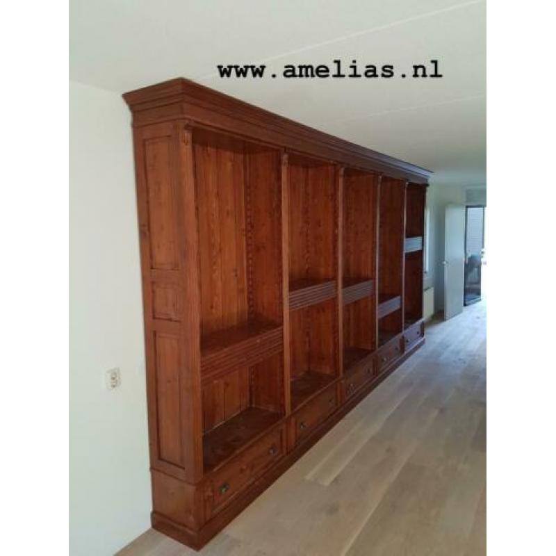 grote kasten boekenkasten maatwerk kast bar toog in mancave