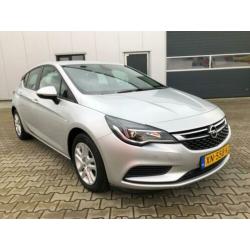 Opel ASTRA 1.6 CDTI Business+ Navigatie Origineel 327 km!