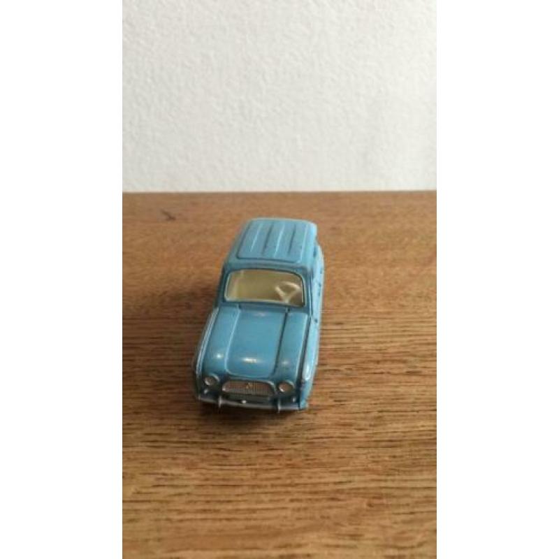 Dinky toy Renault 4