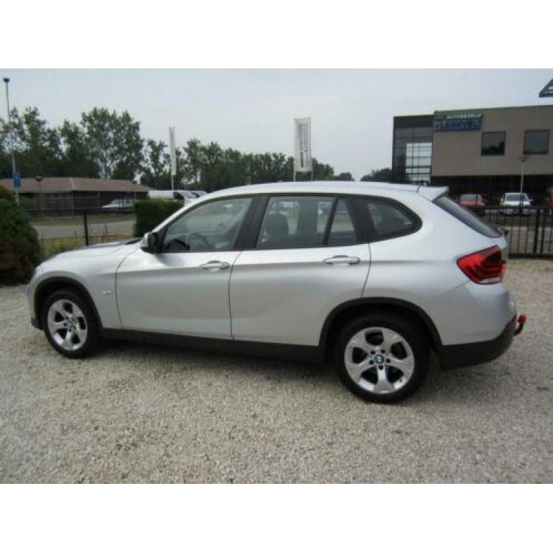 BMW X1 2.0d sDrive Executive Xenon trekhaak