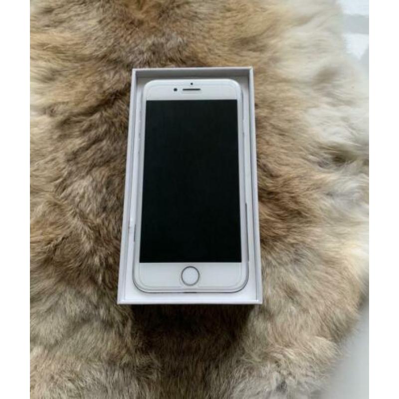 iPhone 8 wit 64GB zo goed als nieuw