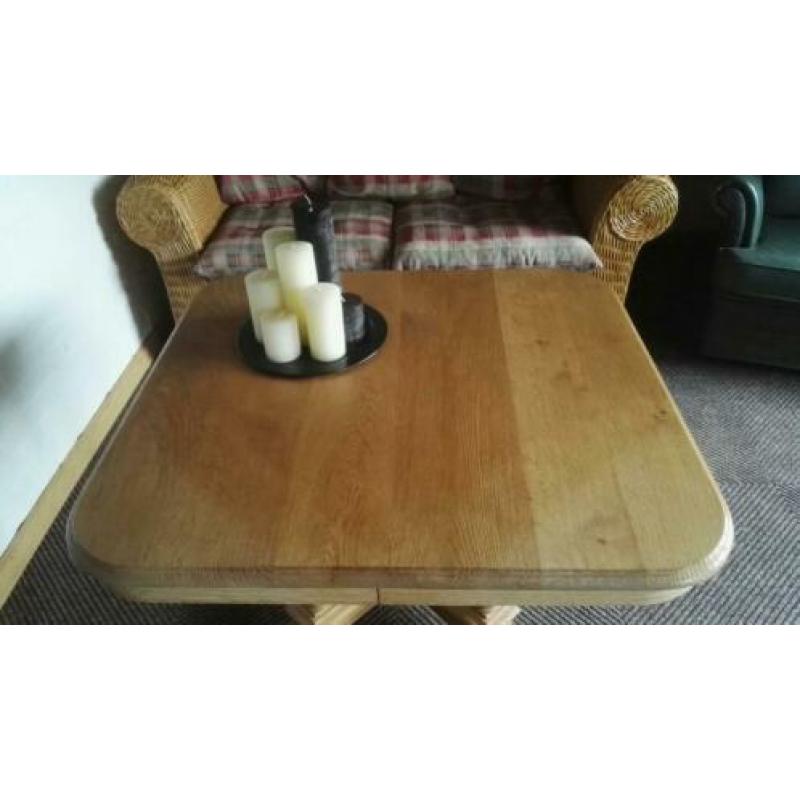 Antieke salontafel