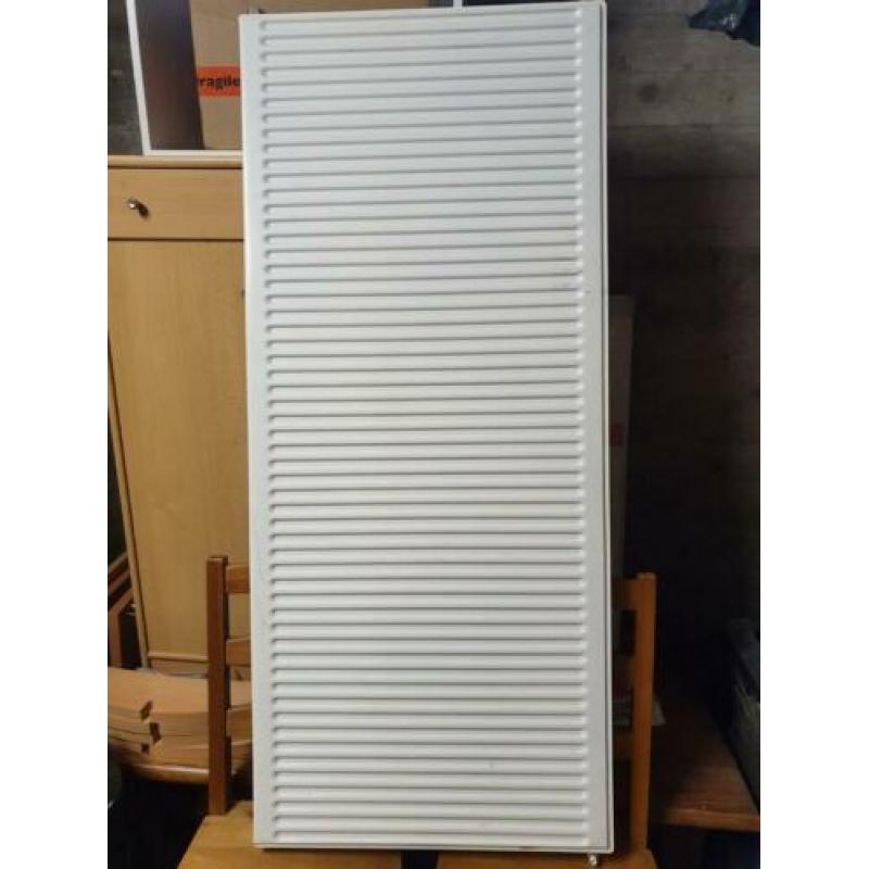 kort gebruikte radiator ivm vloerverwarming