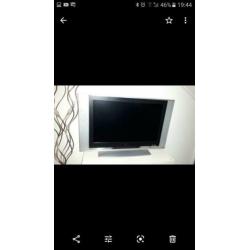 Tv's 2x € 30 per stuk
