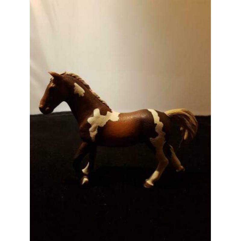 schleich paarden
