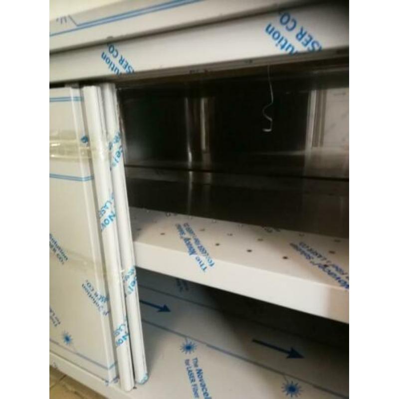 Rvs warmhoudkast met tussenschap nieuw 230 v met rand