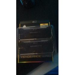 Corsair vengeance rgb pro 2x8gb 3000mhz