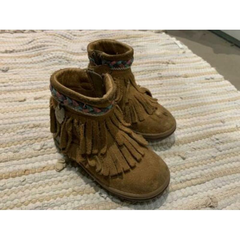Schoenen bunnies maat 22