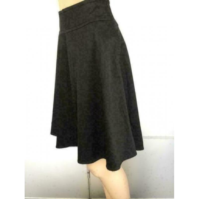 C1048 VANILIA maat 34=XS zwart rok rokje