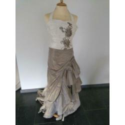 Te koop bruidsjurk van linea raffaelli